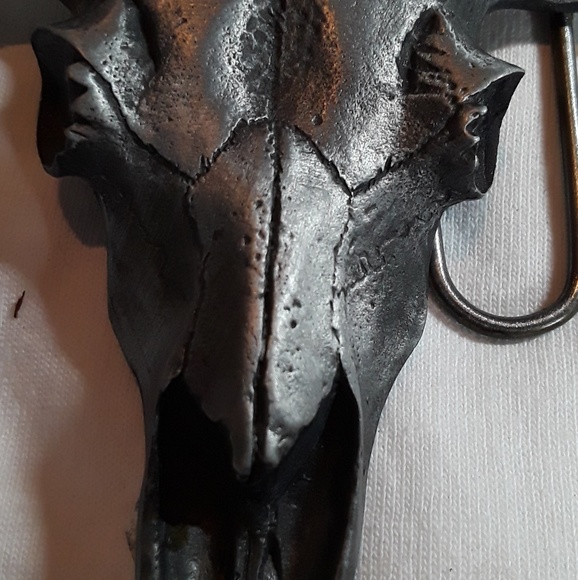 Buckle - Picture 4 of 5